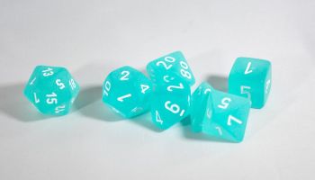 FROSTED TEAL/WHITE 7-DICE SET